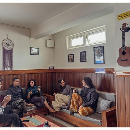 Stargaze Backpackers Shillong Hostel Екстериор снимка