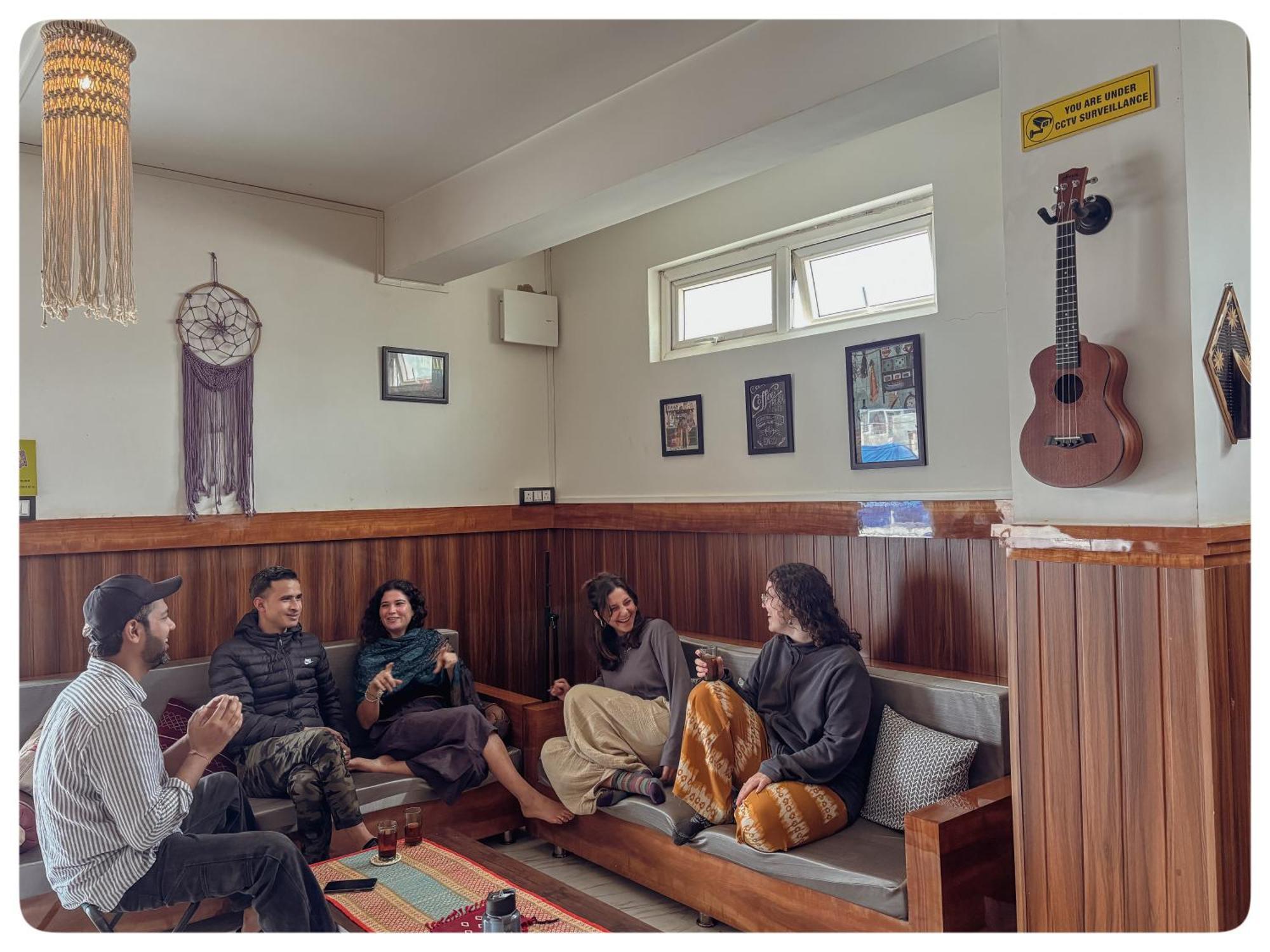 Stargaze Backpackers Shillong Hostel Екстериор снимка